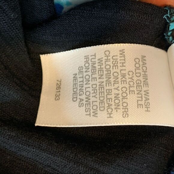 Bisou Bisou Racer Back print sheer floral tank - Picture 8 of 8